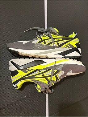 ASICS Men's Gel-Running Gray & Neon Yellow Sneakers
